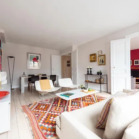 Parador Apartment